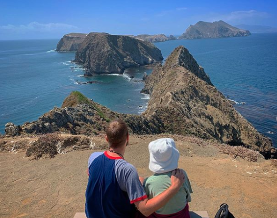 Abuela y nieto viajan juntos. Foto: @grandmajoysroadtrip