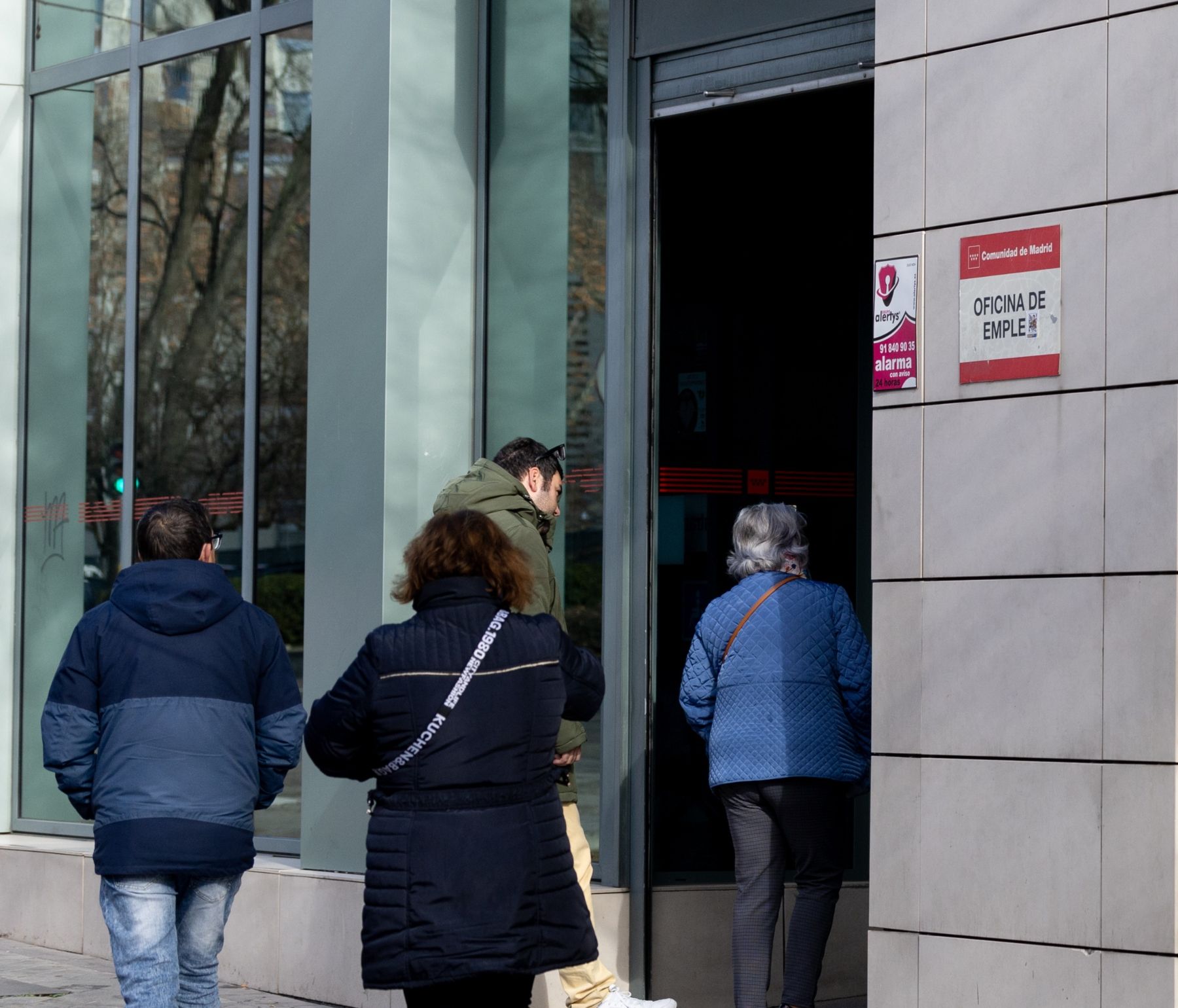 La contratación de mayores de 45 revive en enero, pero sin compensar el desplome de meses previos La contratación de mayores de 45 revive en enero, pero sin compensar el desplome de meses previos