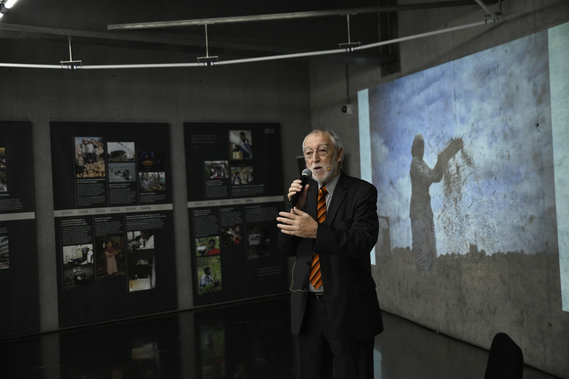 El director general de la Fundación Vicente Ferrer Jordi Folgado Ferrer interviene en la celebración del 50 aniversario de la fundación que dirige en Madrid (España) a 20 de septiembre de 2019 