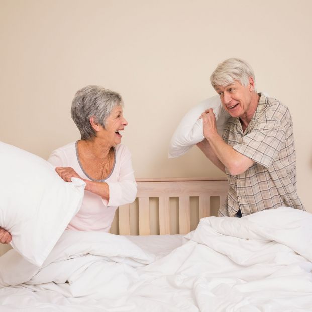 El método escandinavo para dormir en pareja: se acabaron las peleas por el edredón