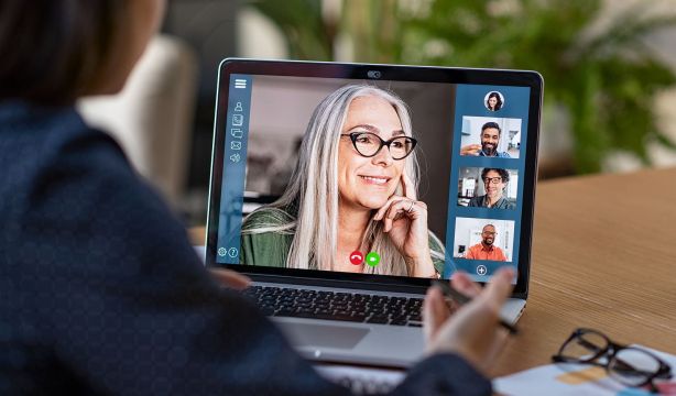 El PP acelera los trámites para que las juntas de vecinos puedan ser por videoconferencia