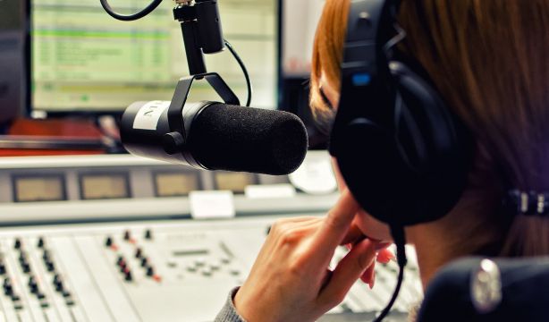 Las radios celebran su Día Mundial: viaje en autobús, oyentes protagonistas y recuerdo a la DANA Las radios celebran su Día Mundial: viaje en autobús, oyentes protagonistas y recuerdo a la DANA