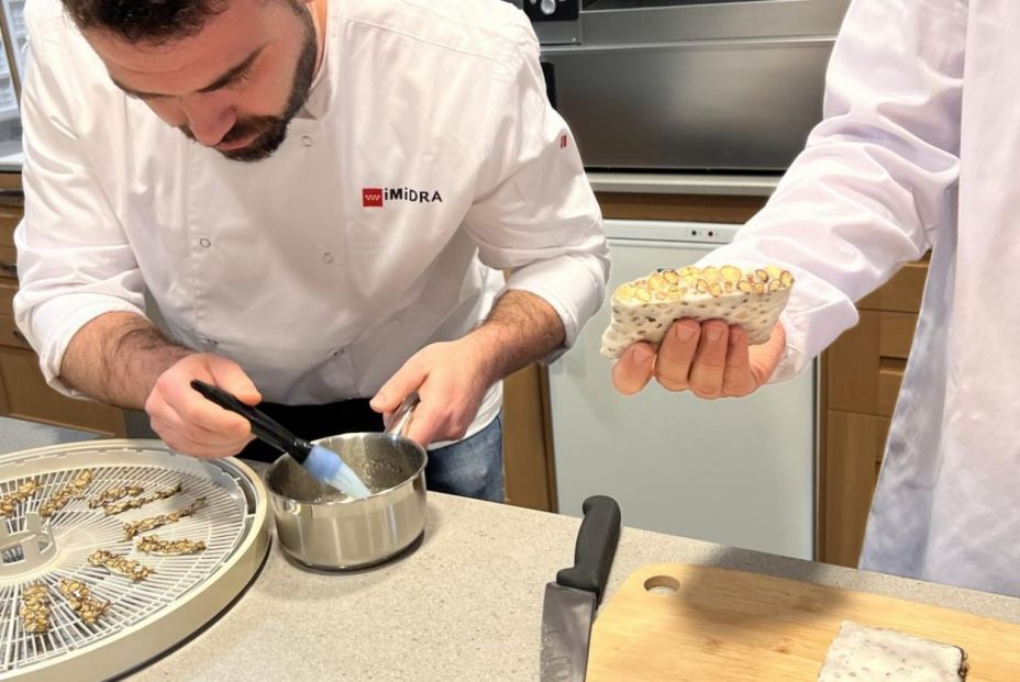 Madrid crea recetas de vanguardia y alimentos innovadores con 9 variedades de garbanzos. Foto: Comunidad de Madrid Madrid crea recetas de vanguardia y alimentos innovadores con 9 variedades de garbanzos. Foto: Comunidad de Madrid
