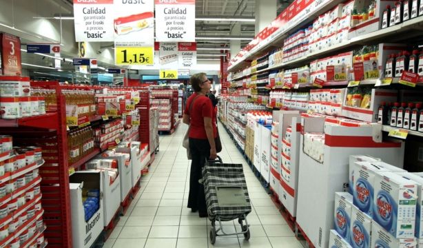 Reduflación y cheapflación: la OCU exige transparencia a las marcas ante estas prácticas abusivas