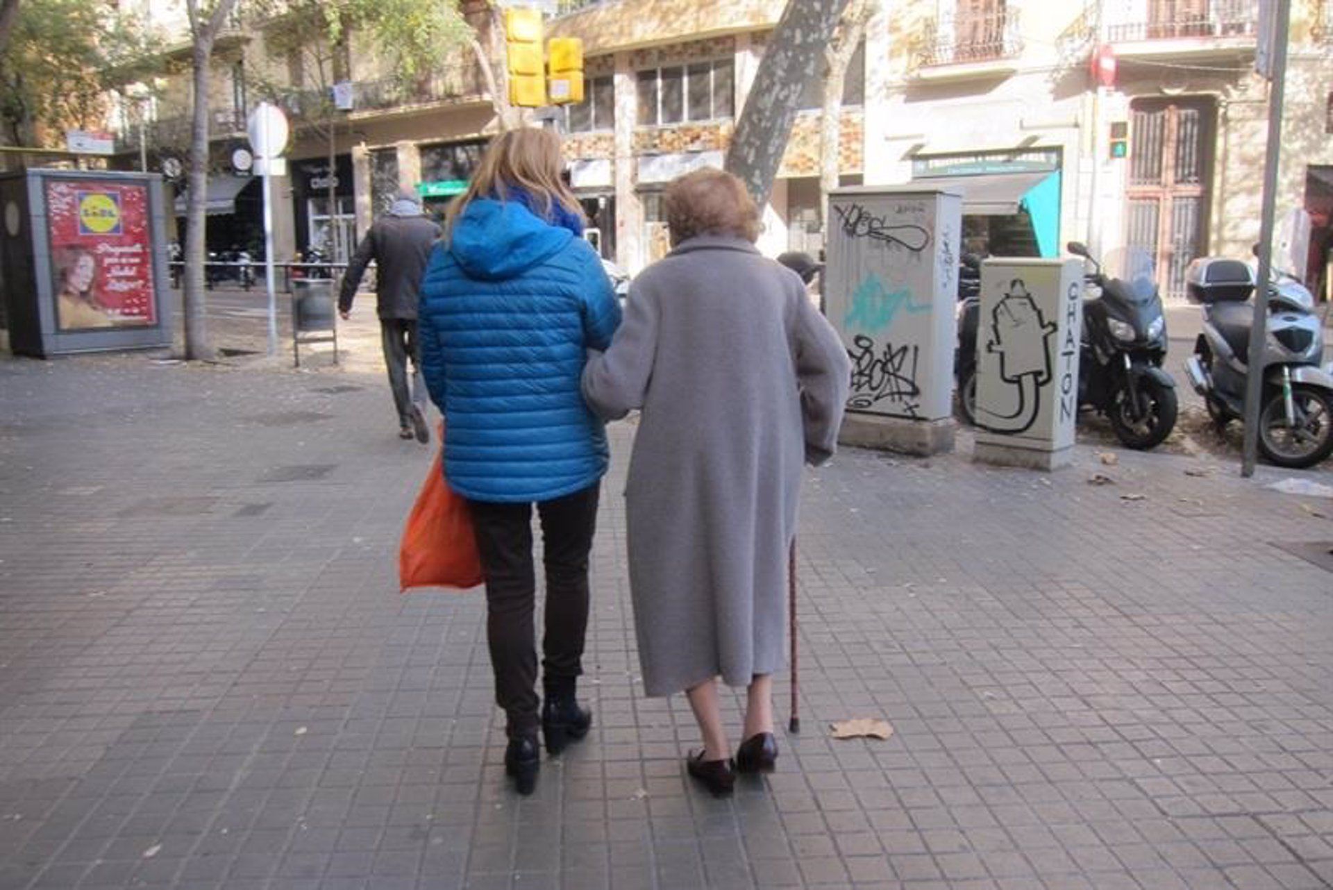 Casi 6 de cada 10 mayores creen que sus hijos les atienden peor que antes Casi 6 de cada 10 mayores creen que sus hijos les atienden peor que antes
