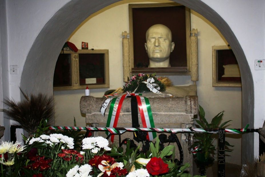 Mussolini Mussolini
