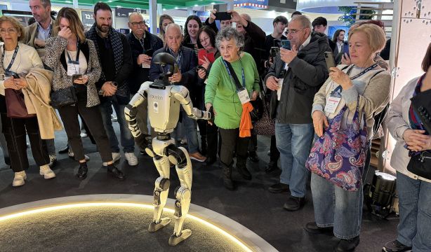 Tecnología, ciudades del futuro e inclusión del talento sénior, a debate en el Mobile World Congress