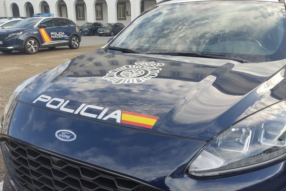 Detenido un hombre en Oviedo tras hallarse en su casa a su madre muerta desde hace meses Detenido un hombre en Oviedo tras hallarse en su casa a su madre muerta desde hace meses