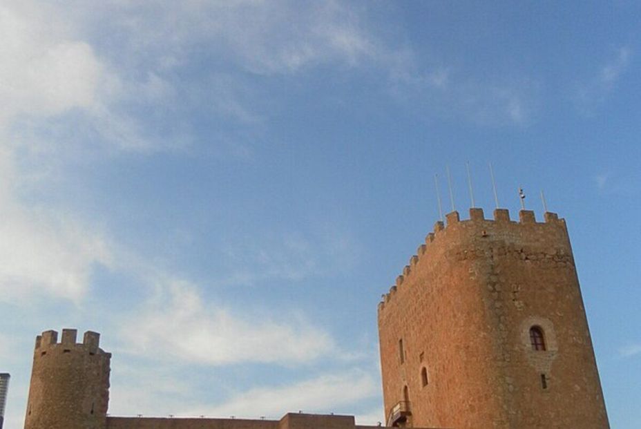 Wikipedia Commons. ¿Cuáles son los edificios más antiguos de Murcia? Wikipedia Commons. ¿Cuáles son los edificios más antiguos de Murcia?
