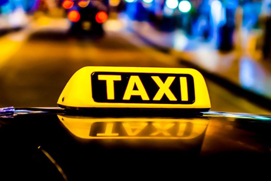 TAXIS TAXIS
