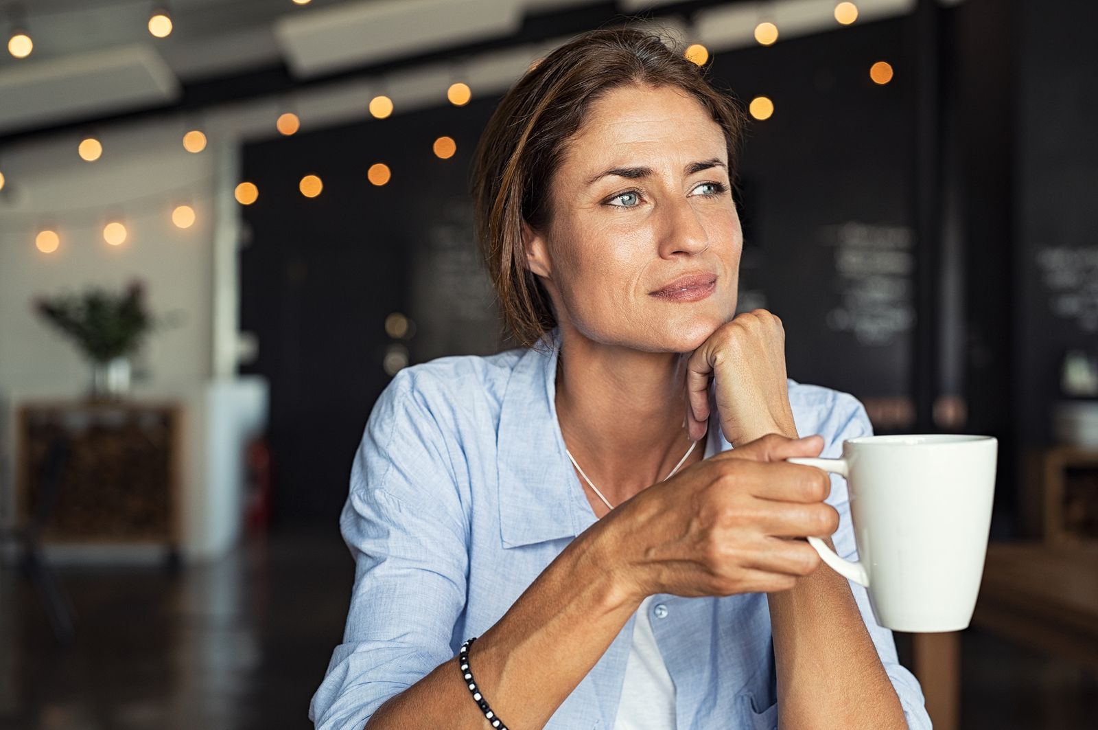 Cómo se utilizan las cafeteras de cápsulas (Bigstock)