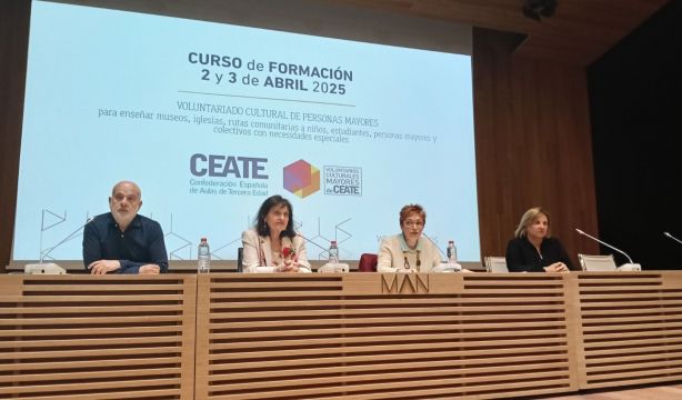 La formación, esencial en el voluntariado: así son los cursos para los guías culturales de CEATE