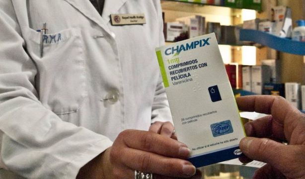 'Champix', el tratamiento para dejar de fumar, vuelve a España