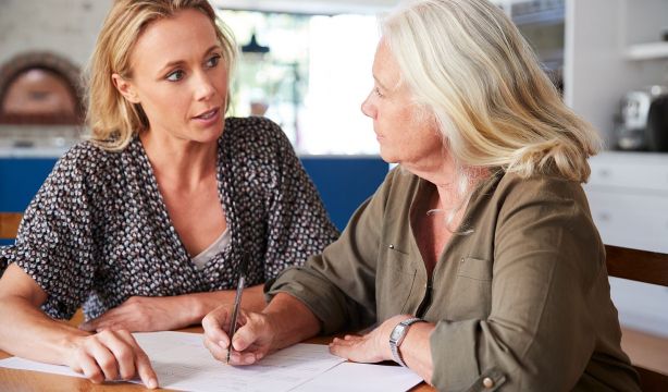 Los problemas de no hacer testamento: conflictos entre herederos y aumento de costes