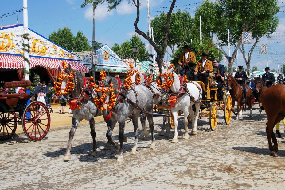 Feria de Sevilla 2025: los secretos y curiosidades de una de las fiestas más populares de España (Bigstock)