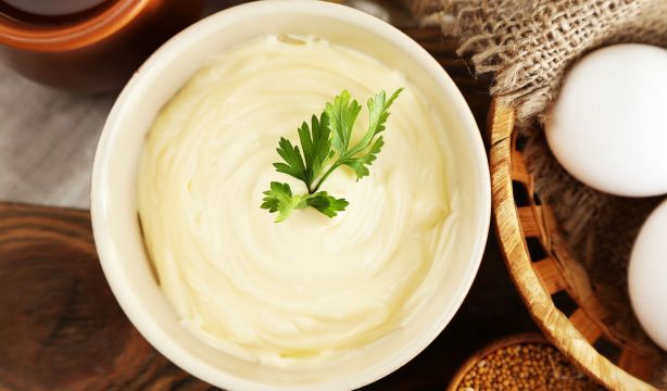 El truco para hacer mayonesa en menos de tres minutos