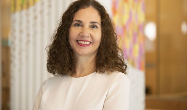 María Calvo: "Empresas e instituciones deberían ayudar a los sénior a adaptarse al futuro"