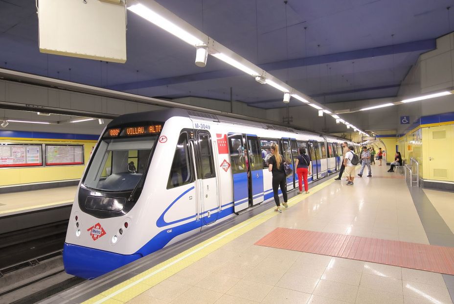 Un viaje por las primeras estaciones del Metro de Madrid Un viaje por las primeras estaciones del Metro de Madrid