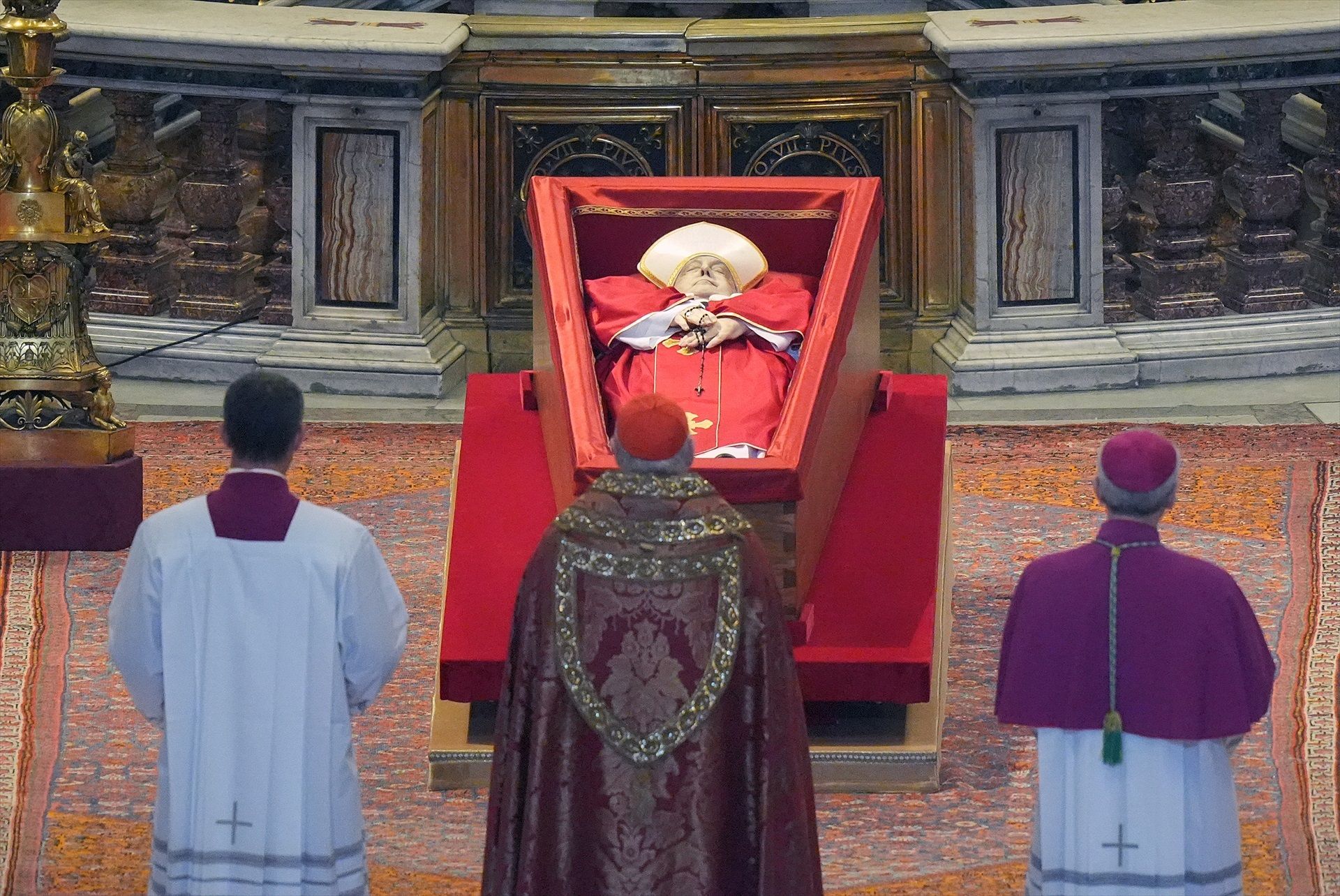 Capilla ardiente del Papa Francisco en la Basílica de San Pedro
