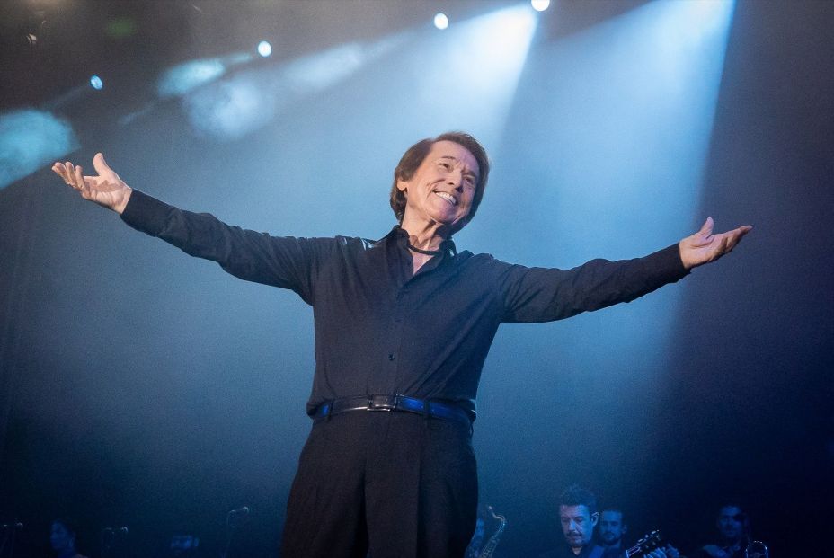 Raphael, Sabina, Lady Gaga...: los grandes conciertos que llegan a Barcelona para cerrar el año Raphael, Sabina, Lady Gaga...: los grandes conciertos que llegan a Barcelona para cerrar el año