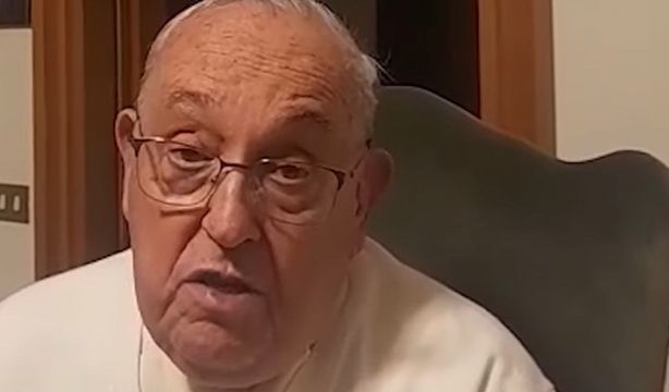 Mensaje póstumo del Papa Francisco a los jóvenes: "Escuchad a los abuelos"