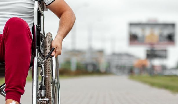 Madrid e ICOMEM firman un acuerdo para agilizar la valoración del grado de discapacidad