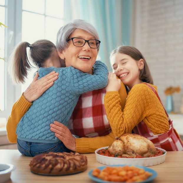 bigstock Happy Thanksgiving Day Autumn 326349439 bigstock Happy Thanksgiving Day Autumn 326349439