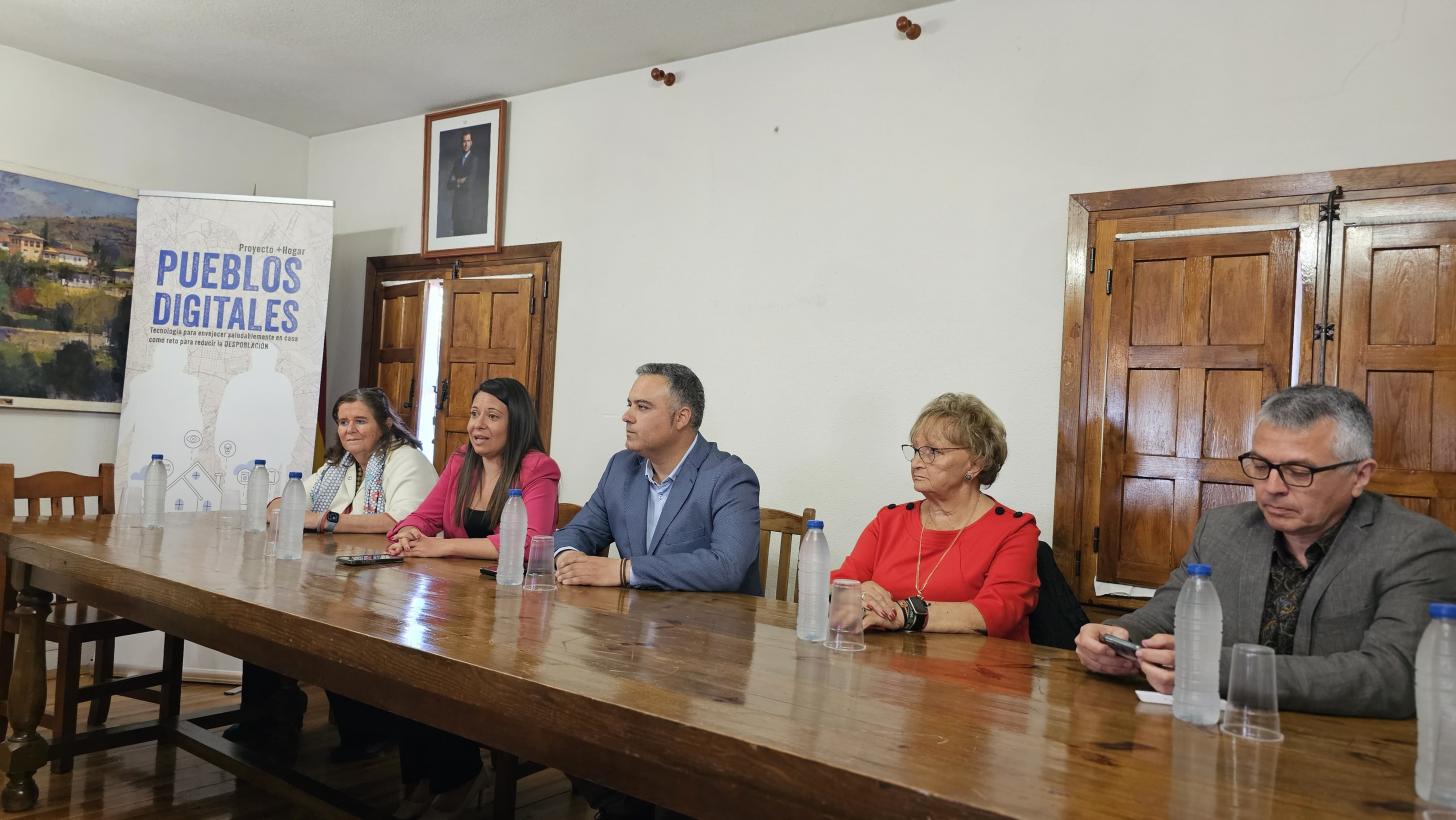 Castilla-La Mancha usa la tecnología para mejorar la autonomía de los mayores en el entorno rural
