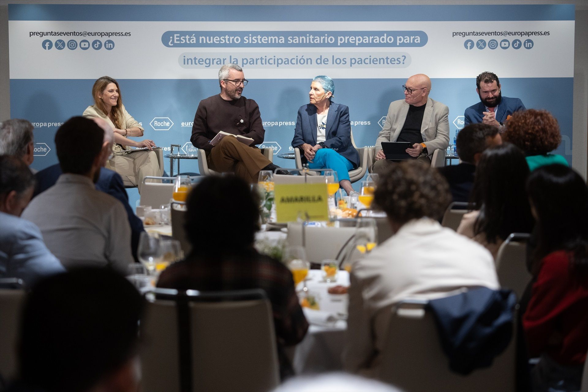 Asociaciones de pacientes creen que el sistema sanitario no integra su participación Asociaciones de pacientes creen que el sistema sanitario no integra su participación