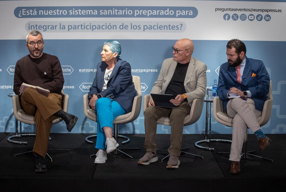 Asociaciones de pacientes creen que el sistema sanitario no integra su participación Asociaciones de pacientes creen que el sistema sanitario no integra su participación