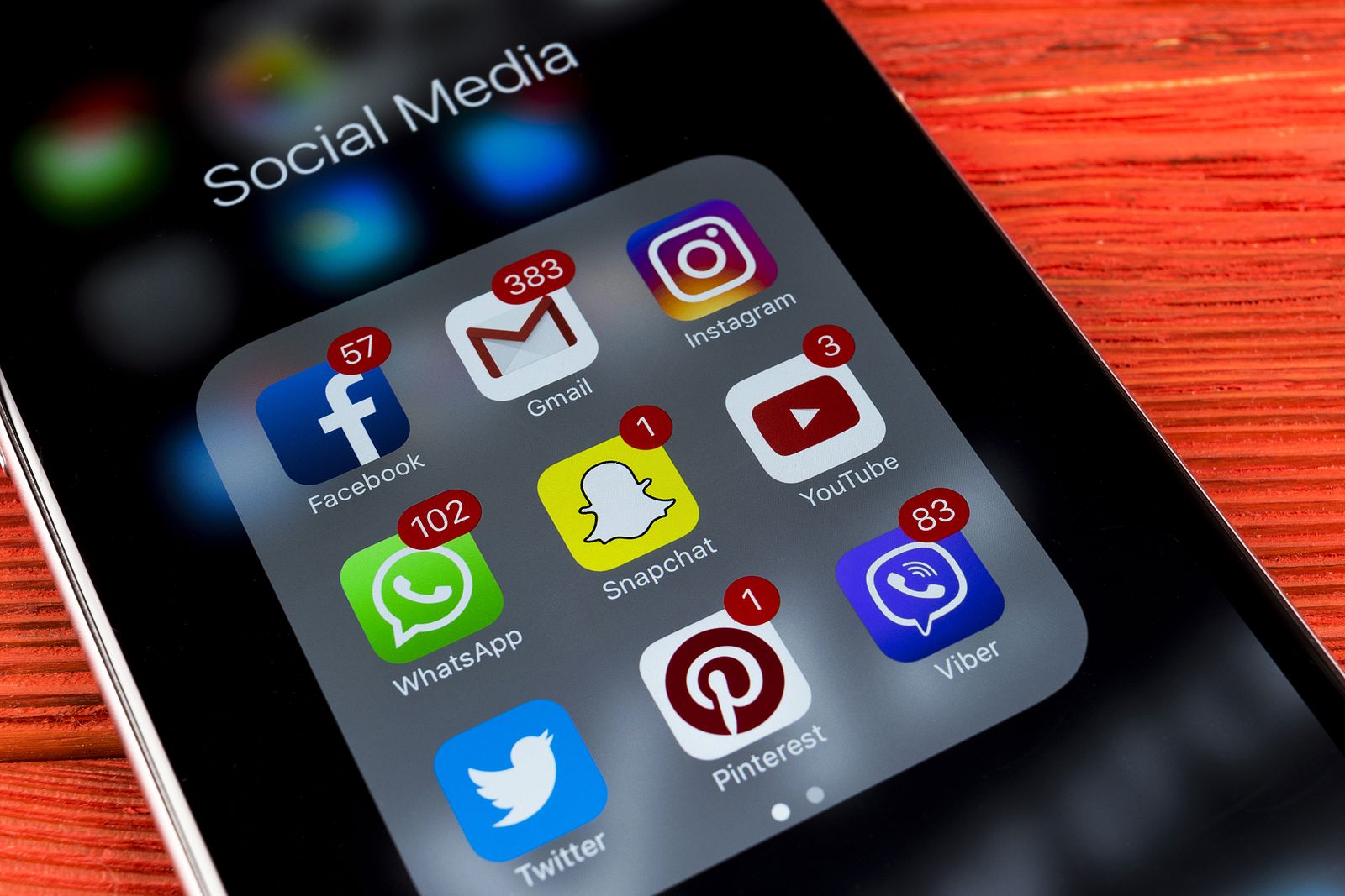 Cuidado: Apple alerta de un ataque de un 'software espía mercenario' Cuidado: Apple alerta de un ataque de un 'software espía mercenario'