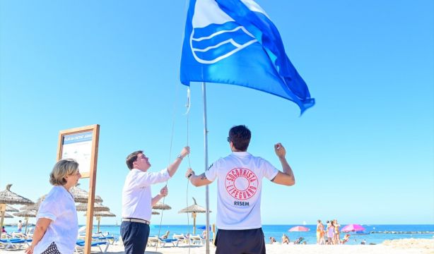 España mantiene su liderazgo y lucirá 749 'Banderas azules' este verano, dos más que en 2024