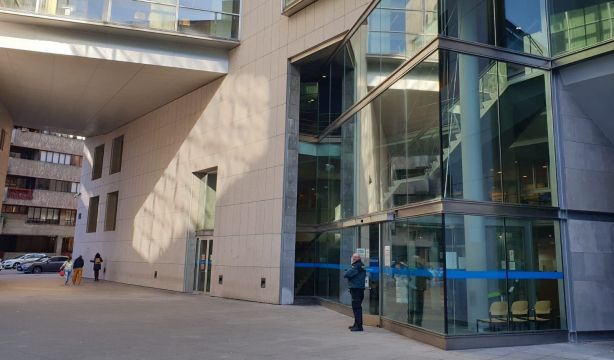 Piden 2 años de cárcel para una empleada de una residencia por golpear y vejar a una anciana