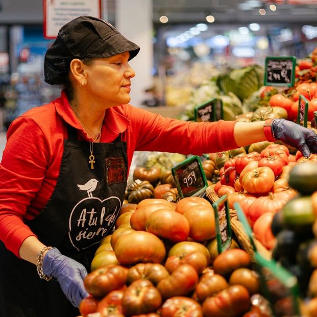 Alcampo cerrará 25 supermercados en España y despedirá a 710 empleados Alcampo cerrará 25 supermercados en España y despedirá a 710 empleados