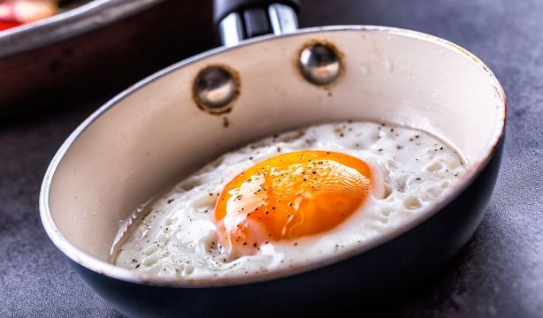 El chef José Andrés da la clave para lograr un huevo frito perfecto
