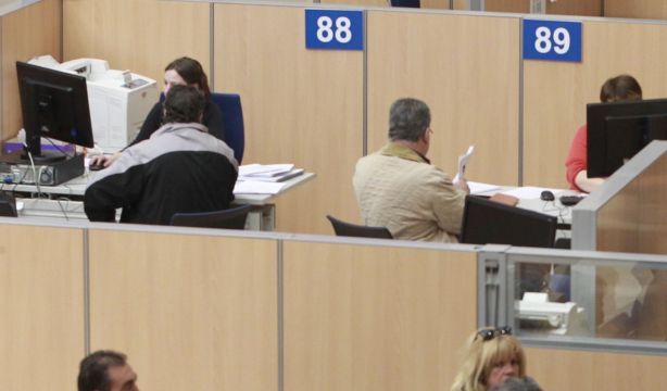Claves de la declaración de la Renta 2024 para mayores de 65 años: ventajas y deducciones