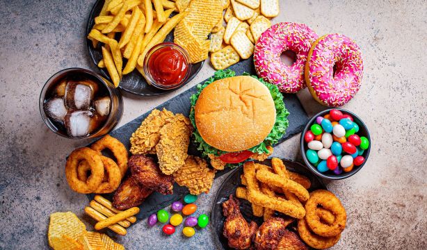 Lo que comes hoy podría causar párkinson mañana: descubre qué alimentos debes evitar