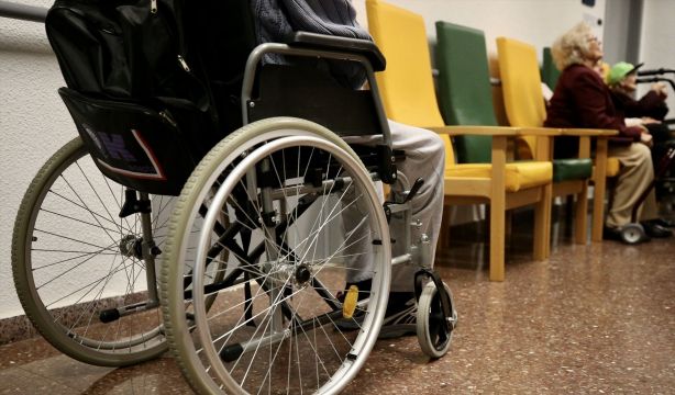 Expertos alertan: España no está preparada para la llegada del 'tsunami' de personas dependientes