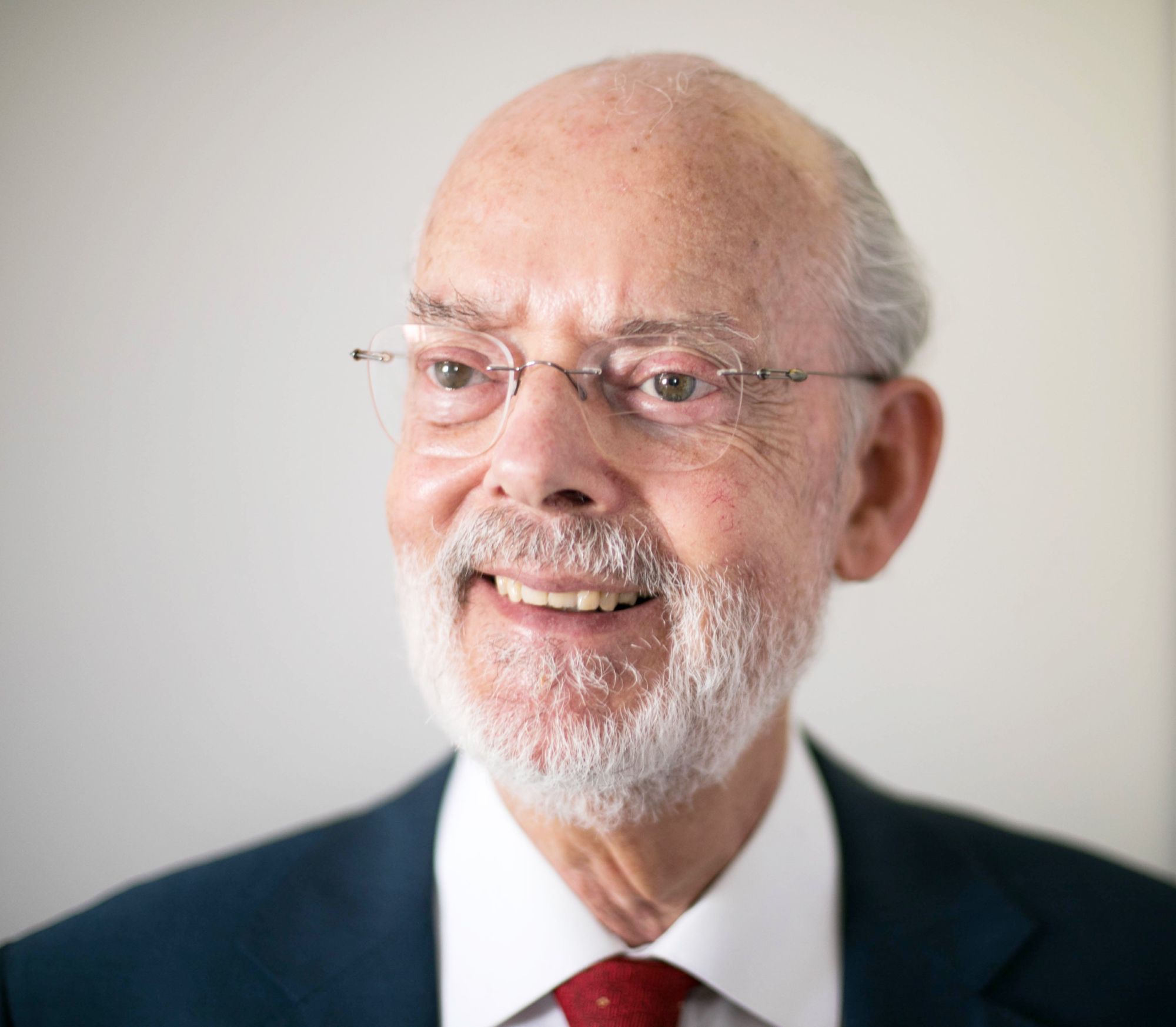 Ignacio Buqueras y Bach: "El edadismo va a más en la sociedad por un problema de educación"