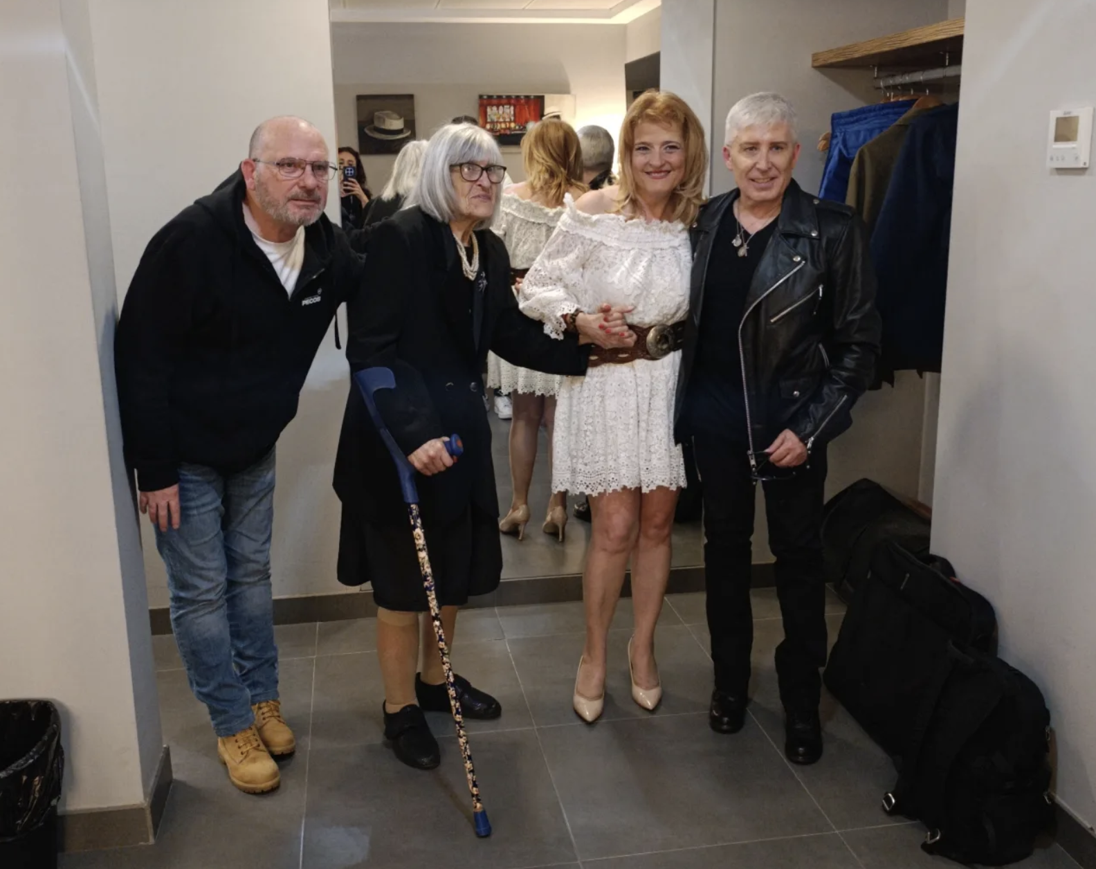 La emotiva historia de una fan de 94 años con alzhéimer en el concierto de los Pecos La emotiva historia de una fan de 94 años con alzhéimer en el concierto de los Pecos
