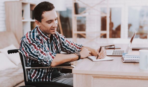¿Pueden despedirte cuando te reconocen una incapacidad laboral?