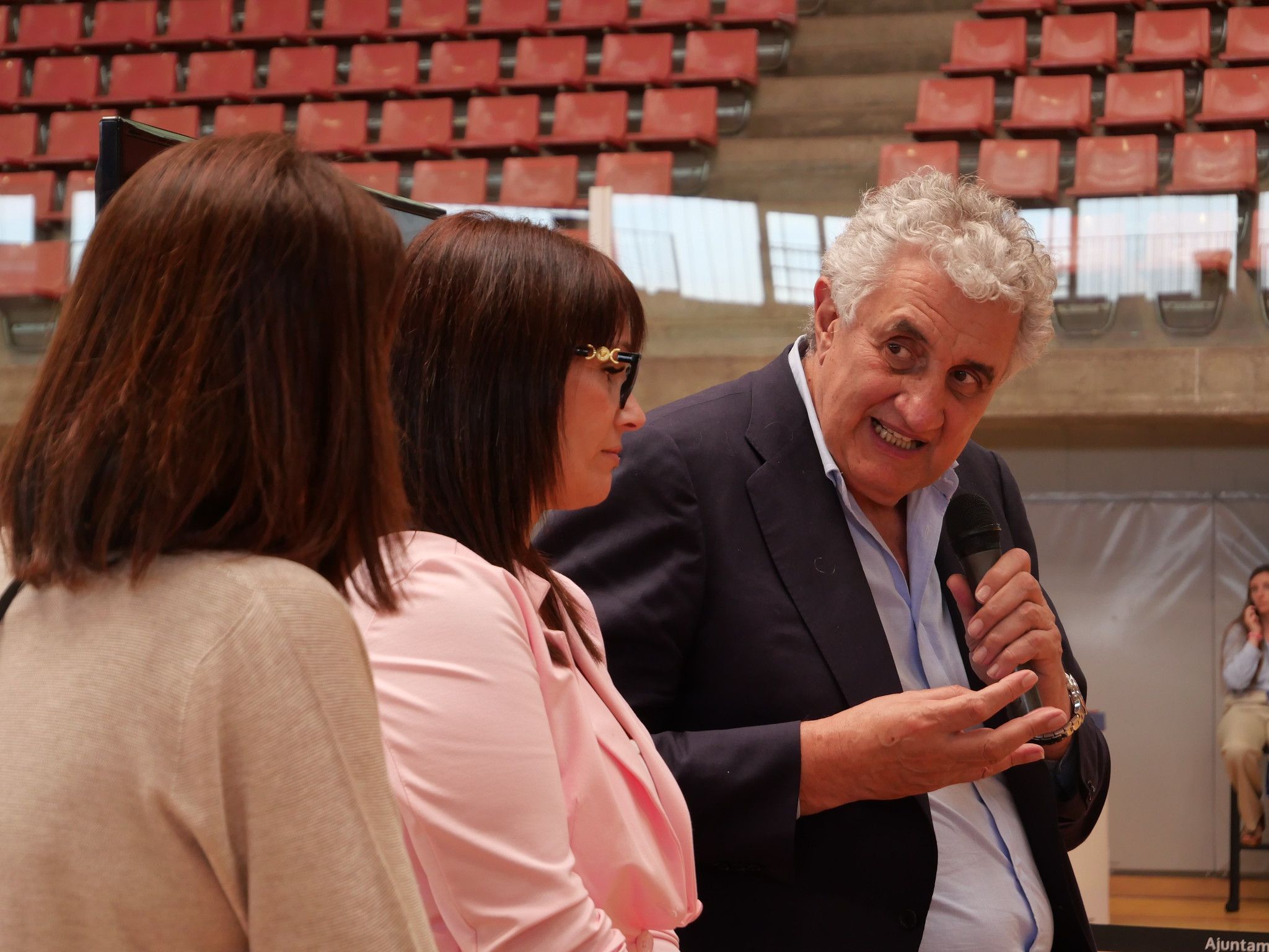 Romay: "Hay que aceptar los retos sin pensar en la edad. La experiencia nos hace superar los miedos" Romay: "Hay que aceptar los retos sin pensar en la edad. La experiencia nos hace superar los miedos"