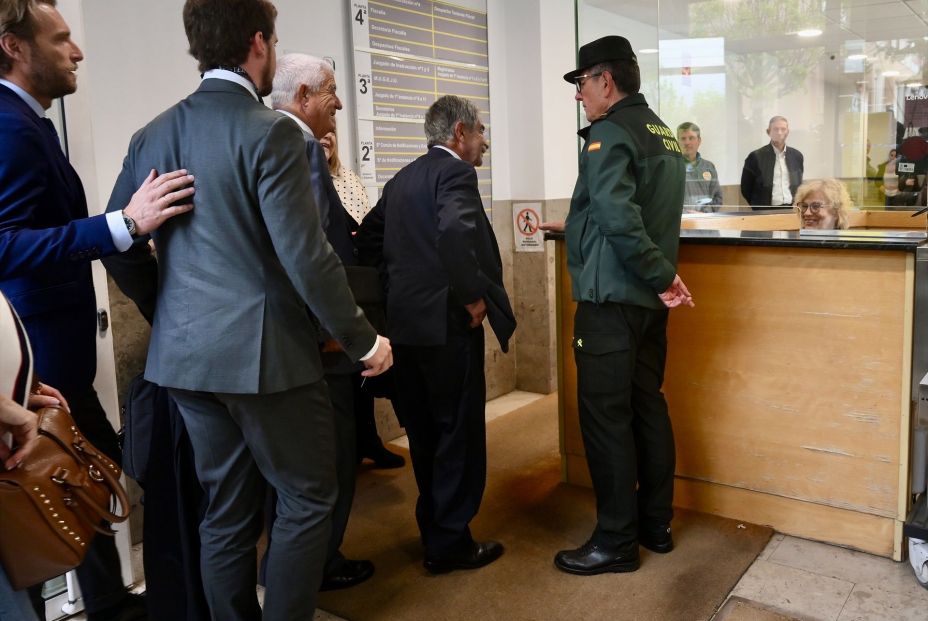 Acaba sin acuerdo la conciliación entre Revilla y el rey Juan Carlos, que no se ha presentado Acaba sin acuerdo la conciliación entre Revilla y el rey Juan Carlos, que no se ha presentado