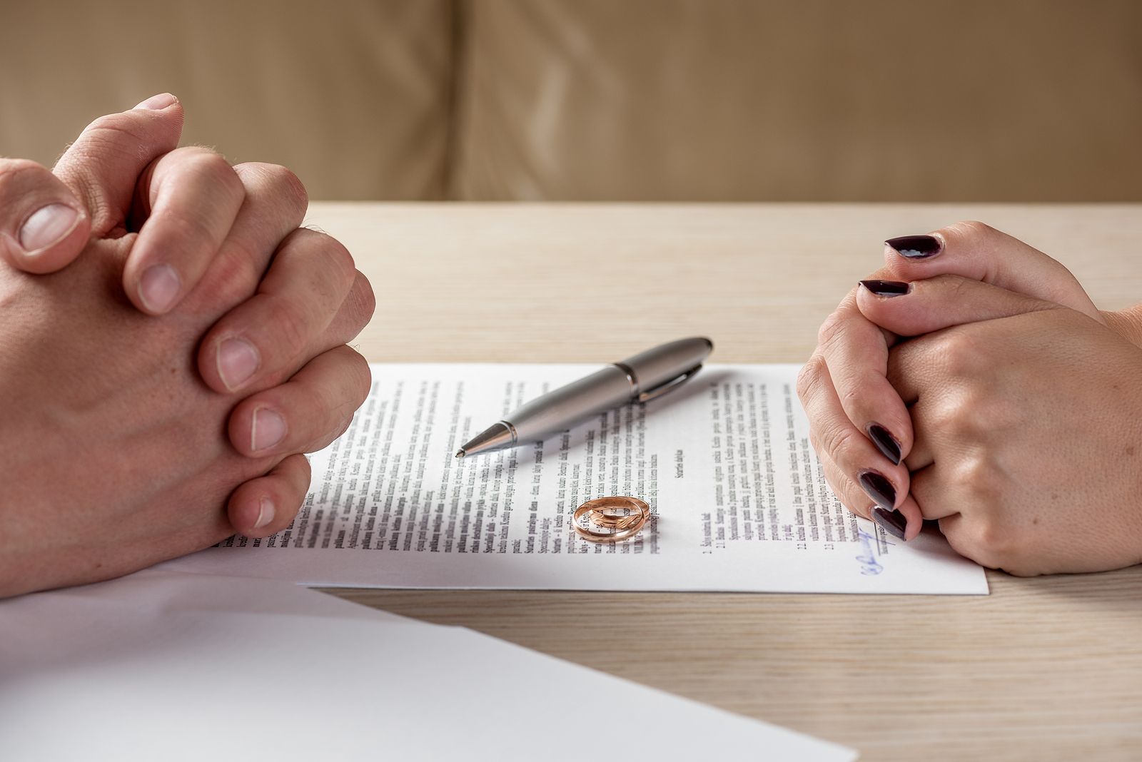 ¿Qué pasa con tus bienes si te divorcias y no cambias el testamento?