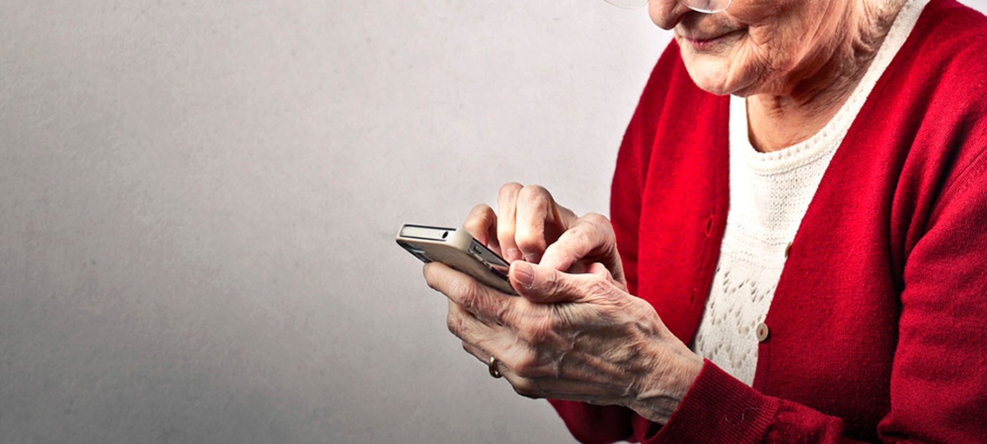 La OMS presenta una aplicación digital para mejorar la atención de las personas mayores