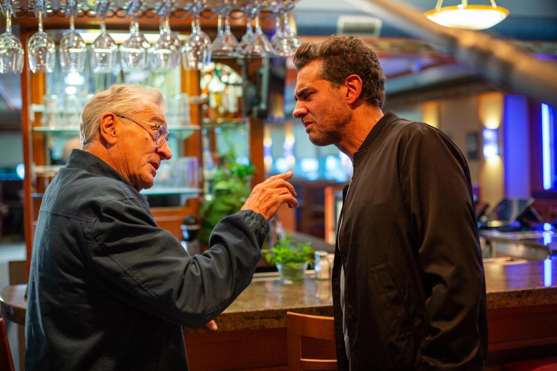 Robert de Niro y Tom Cruise encabezan los estrenos del fin de semana