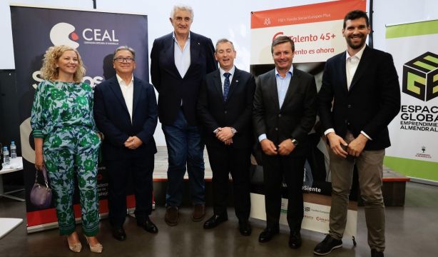 La Cámara de Comercio de Badajoz lanza un mensaje claro a los sénior: "La sociedad os necesita"