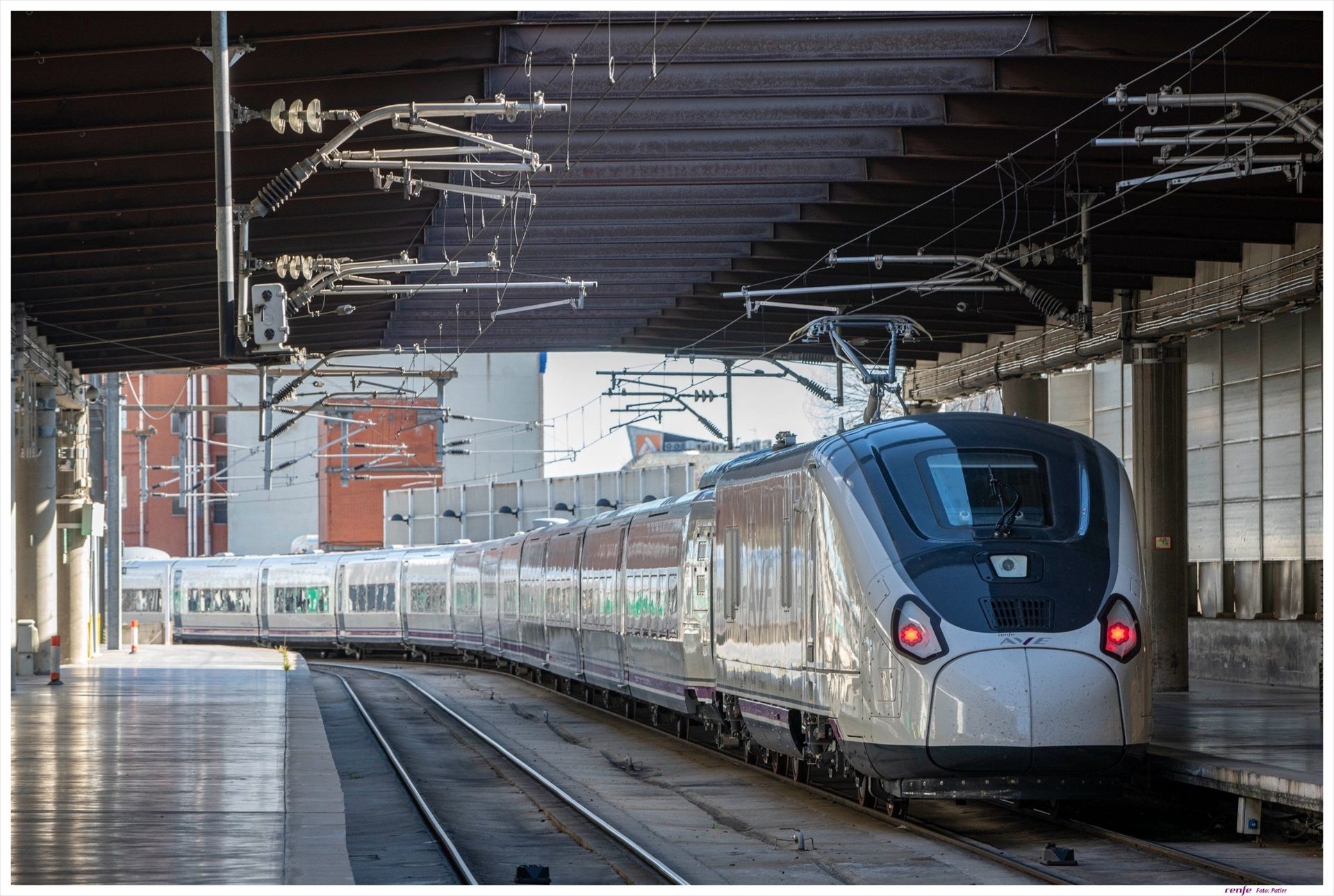 Renfe lanza billetes desde 9 euros para viajar en tren este verano