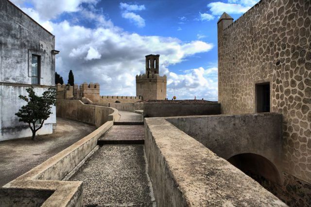 alcazaba badajoz 640x426 alcazaba badajoz 640x426