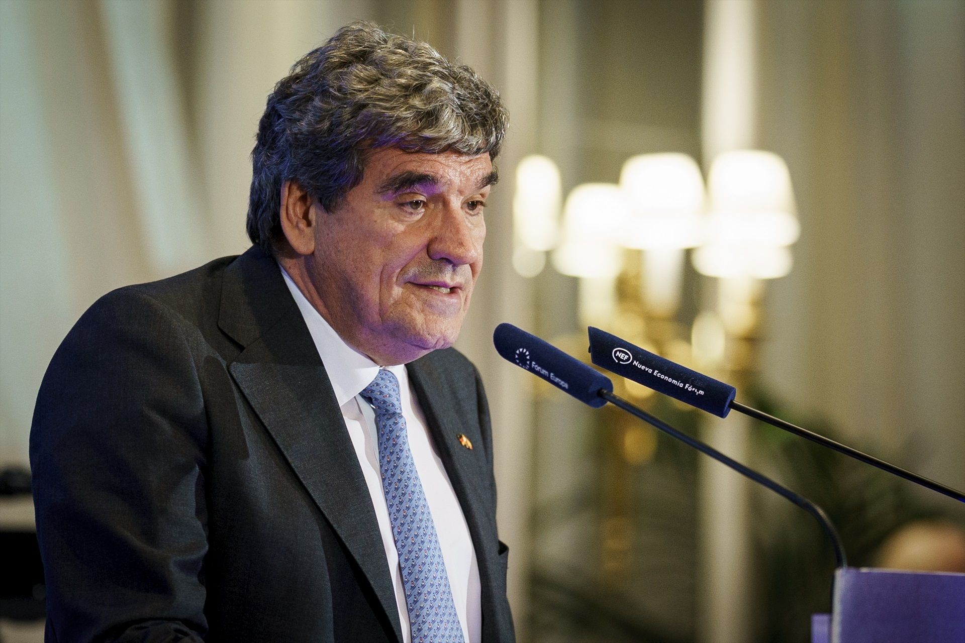 Escrivá dice que el Banco de España no tiene "nada que aportar" en el análisis de las pensiones